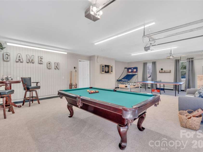 10 High Meadows Drive, Candler, NC 28715.  MLS# CAR4370363, YatesRealty ID 15272. 