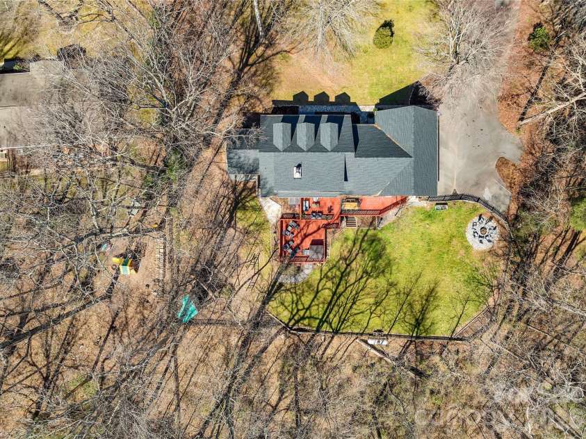 10 High Meadows Drive, Candler, NC 28715.  MLS# CAR4370363, YatesRealty ID 15272. 