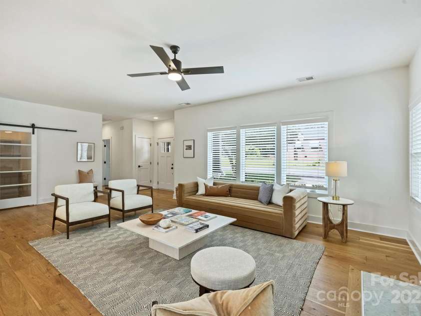 3163 Maury Street, Charlotte, NC 28208.  MLS# CAR4258623, YatesRealty ID 15272. 