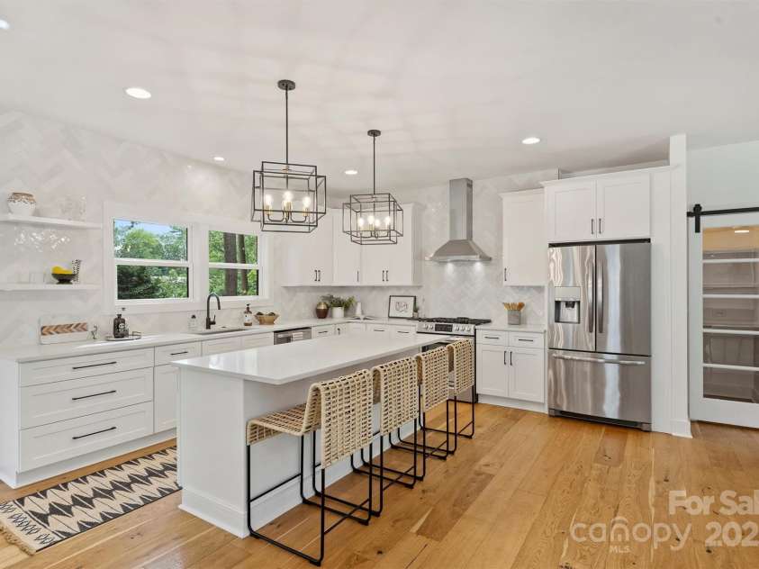 3163 Maury Street, Charlotte, NC 28208.  MLS# CAR4258623, YatesRealty ID 15272. 