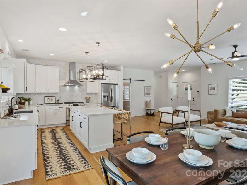3163 Maury Street, Charlotte, NC 28208.  MLS# CAR4258623, YatesRealty ID 15272. 