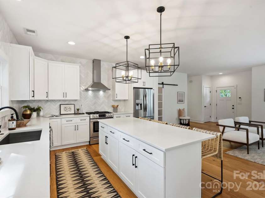 3163 Maury Street, Charlotte, NC 28208.  MLS# CAR4258623, YatesRealty ID 15272. 