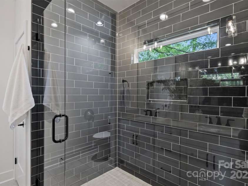 3163 Maury Street, Charlotte, NC 28208.  MLS# CAR4258623, YatesRealty ID 15272. 