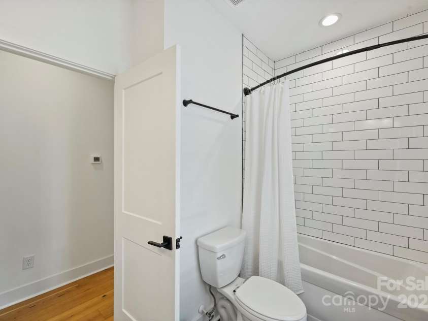 3163 Maury Street, Charlotte, NC 28208.  MLS# CAR4258623, YatesRealty ID 15272. 