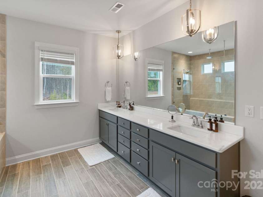 4159 Millstream Road, Denver, NC 28037.  MLS# CAR4221919, YatesRealty ID 15274. Primary bathroom