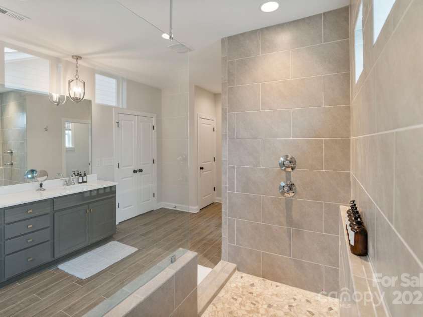 4159 Millstream Road, Denver, NC 28037.  MLS# CAR4221919, YatesRealty ID 15274. Primary bathroom