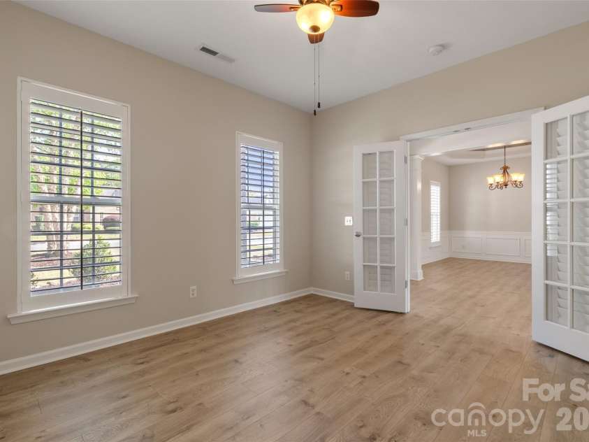 5096 Grandview Drive, Fort Mill, SC 29707.  MLS# CAR4368659, YatesRealty ID 15274. 