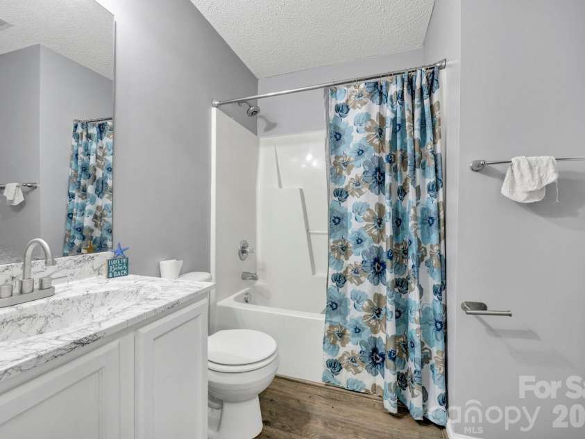 164 Alexander Pointe Drive, Hopkins, SC 29061.  MLS# CAR4351811, YatesRealty ID 15276. 