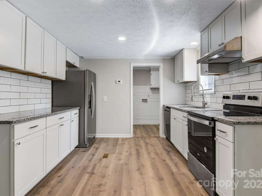 3041 Ironwood Court, Granite Falls, NC 28630.  MLS# CAR4260526, YatesRealty ID 15277. 