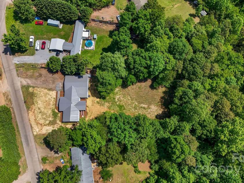 3041 Ironwood Court, Granite Falls, NC 28630.  MLS# CAR4260526, YatesRealty ID 15277. 