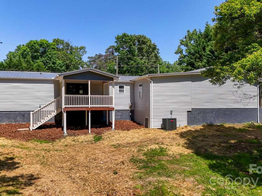 3041 Ironwood Court, Granite Falls, NC 28630.  MLS# CAR4260526, YatesRealty ID 15277. 