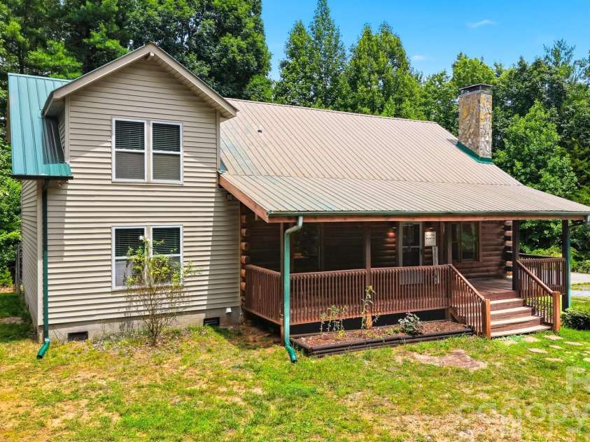 4065 Deal Mill Road, Granite Falls, NC 28630.  MLS# CAR4369153, YatesRealty ID 15277. 