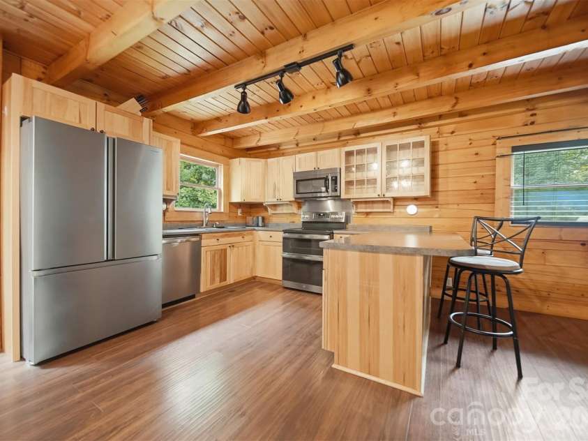 4065 Deal Mill Road, Granite Falls, NC 28630.  MLS# CAR4369153, YatesRealty ID 15277. 
