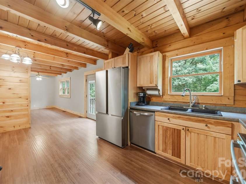 4065 Deal Mill Road, Granite Falls, NC 28630.  MLS# CAR4369153, YatesRealty ID 15277. 