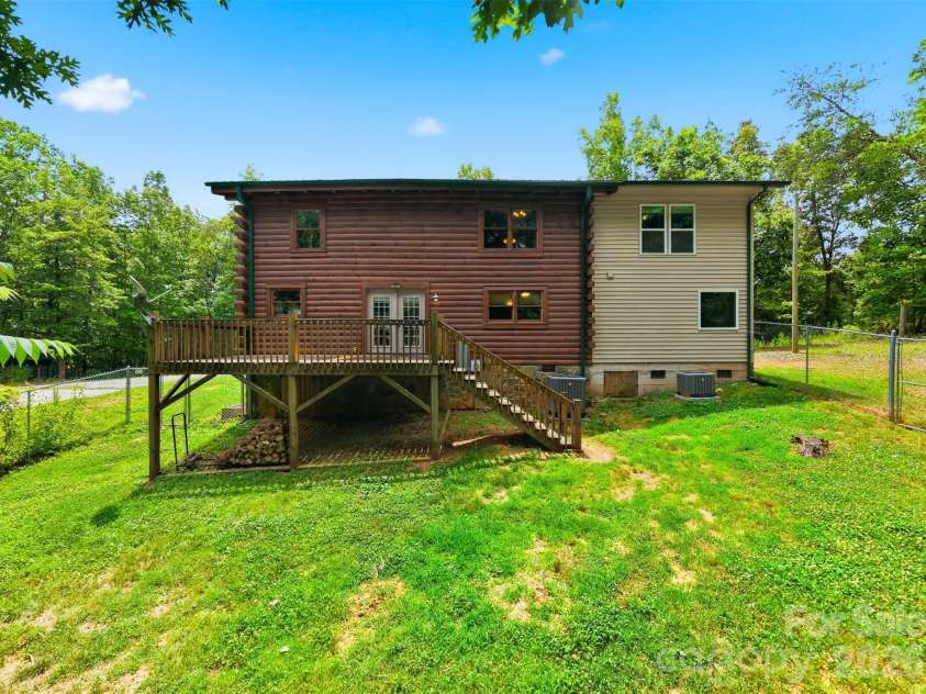 4065 Deal Mill Road, Granite Falls, NC 28630.  MLS# CAR4369153, YatesRealty ID 15277. 