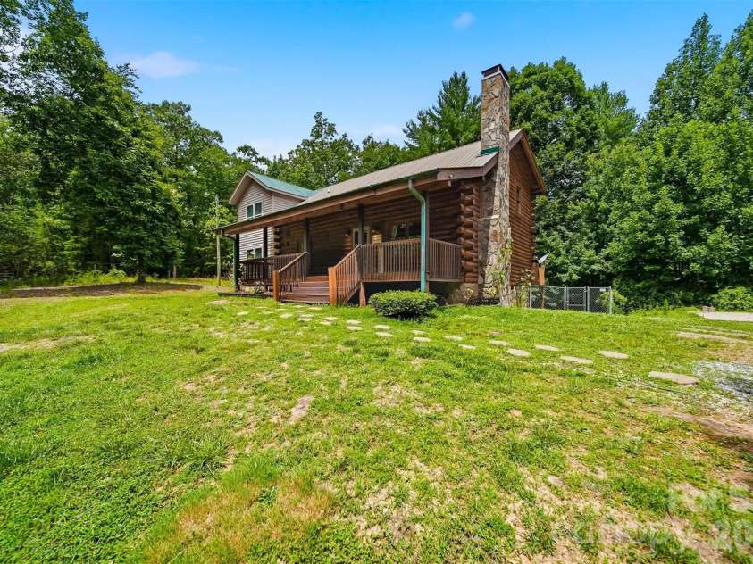 4065 Deal Mill Road, Granite Falls, NC 28630.  MLS# CAR4369153, YatesRealty ID 15277. 