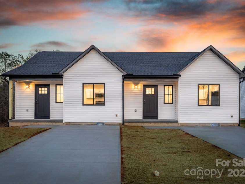 1265 Margaret Street, Valdese, NC 28690.  MLS# CAR4254689, YatesRealty ID 15279. 