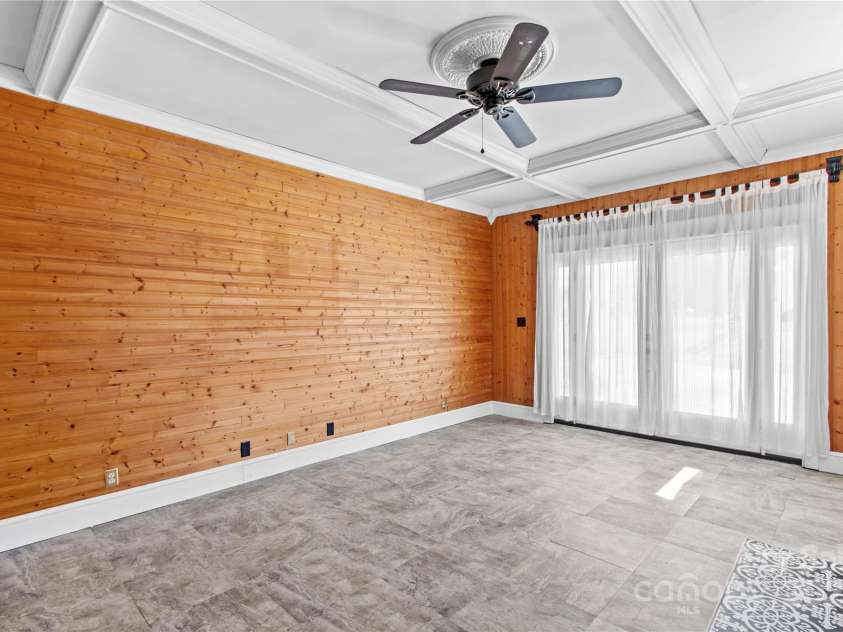 130 Ketchie Drive, Mooresville, NC 28115.  MLS# CAR4224055, YatesRealty ID 1528. 