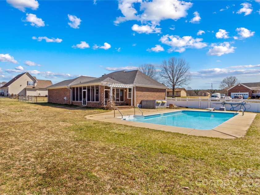 130 Ketchie Drive, Mooresville, NC 28115.  MLS# CAR4224055, YatesRealty ID 1528. 