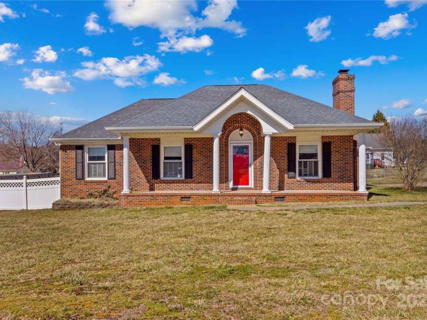 130 Ketchie Drive, Mooresville, NC 28115.  MLS# CAR4224055, YatesRealty ID 1528. 