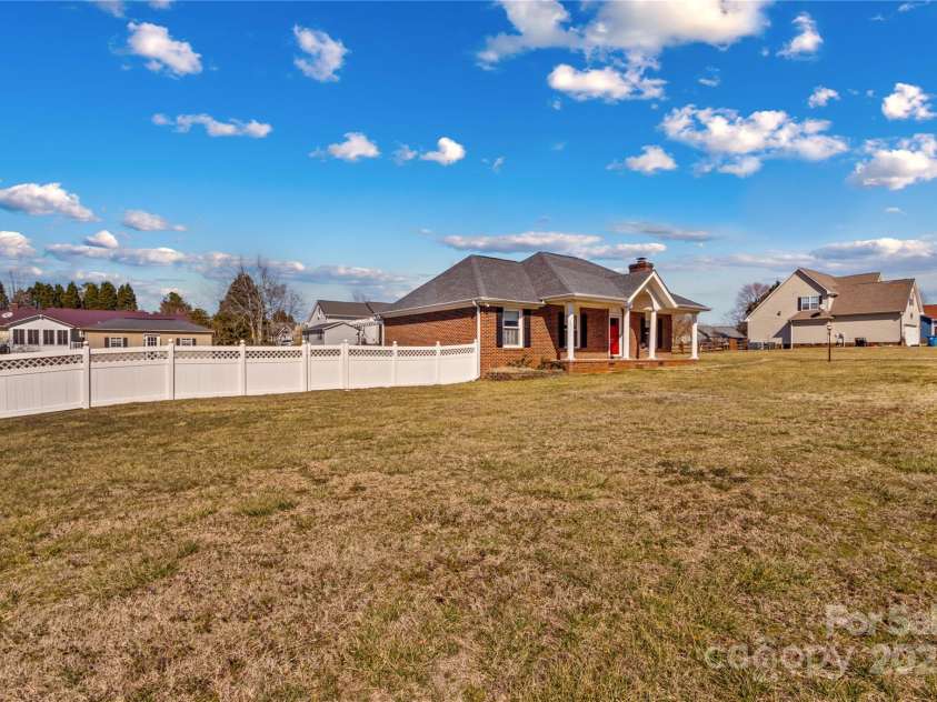 130 Ketchie Drive, Mooresville, NC 28115.  MLS# CAR4224055, YatesRealty ID 1528. 