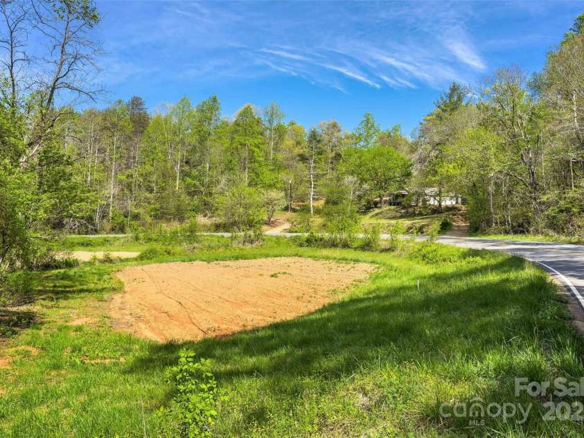 1470 Lytle Mountain Road, Marion, NC 28752.  MLS# CAR4251089, YatesRealty ID 15281. 