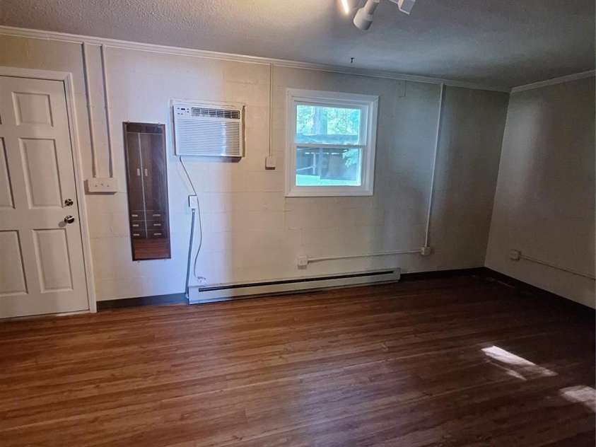 14623 Lucia Riverbend Highway, Stanley, NC 28164.  MLS# CAR4373851, YatesRealty ID 15282. Bedroom