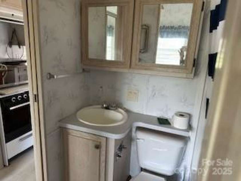 25 Summer Place Drive, Waynesville, NC 28785.  MLS# CAR4247005, YatesRealty ID 15282. 