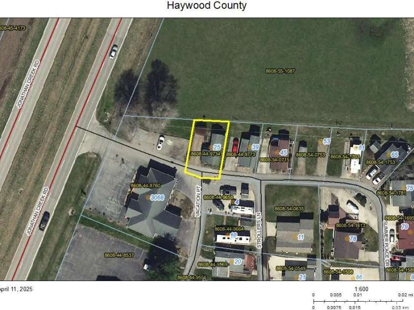 25 Summer Place Drive, Waynesville, NC 28785.  MLS# CAR4247005, YatesRealty ID 15282. 