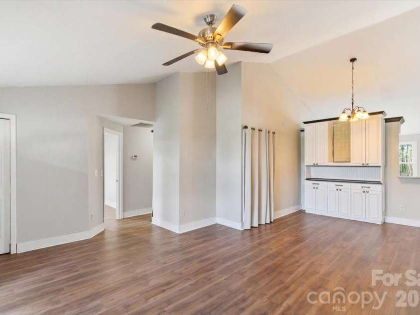 11407 Antebellum Drive, Charlotte, NC 28273.  MLS# CAR4362851, YatesRealty ID 15283. 