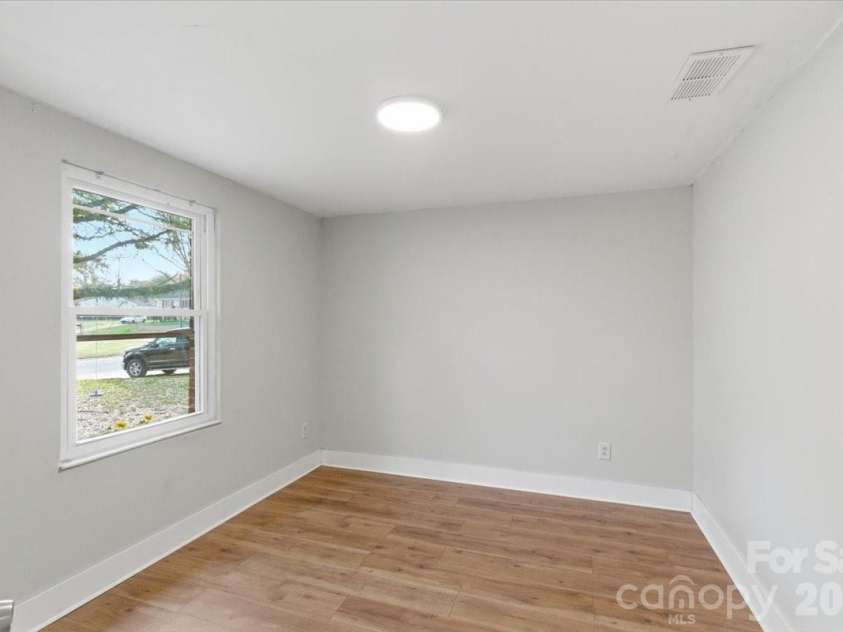 11407 Antebellum Drive, Charlotte, NC 28273.  MLS# CAR4362851, YatesRealty ID 15283. 