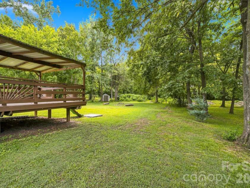 11407 Antebellum Drive, Charlotte, NC 28273.  MLS# CAR4413607, YatesRealty ID 15283. 