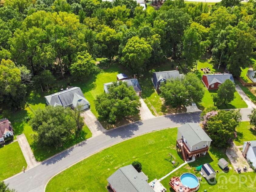 11407 Antebellum Drive, Charlotte, NC 28273.  MLS# CAR4413607, YatesRealty ID 15283. 