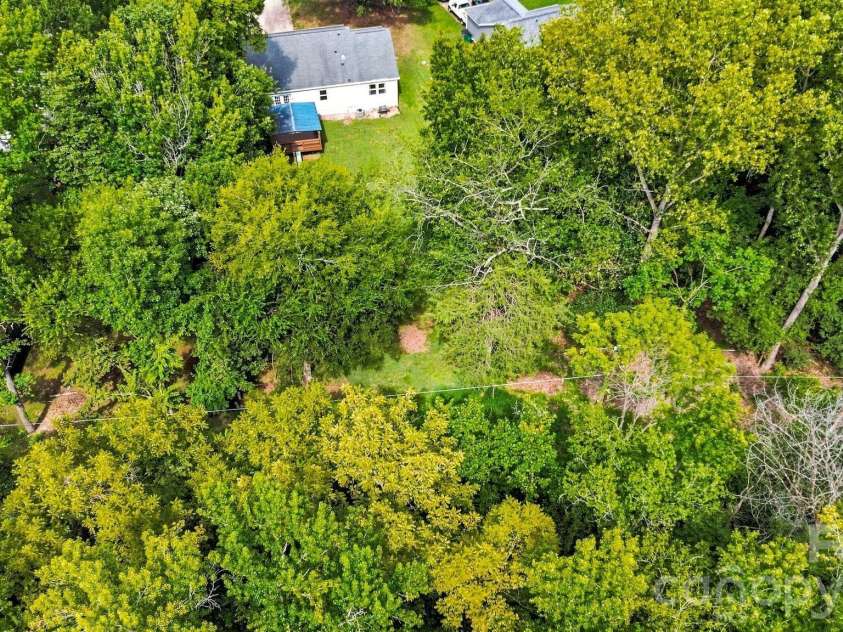 11407 Antebellum Drive, Charlotte, NC 28273.  MLS# CAR4413607, YatesRealty ID 15283. 