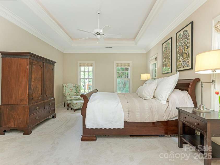 2516 Selwyn Avenue, Charlotte, NC 28209.  MLS# CAR4262800, YatesRealty ID 15283. Primary Bedroom