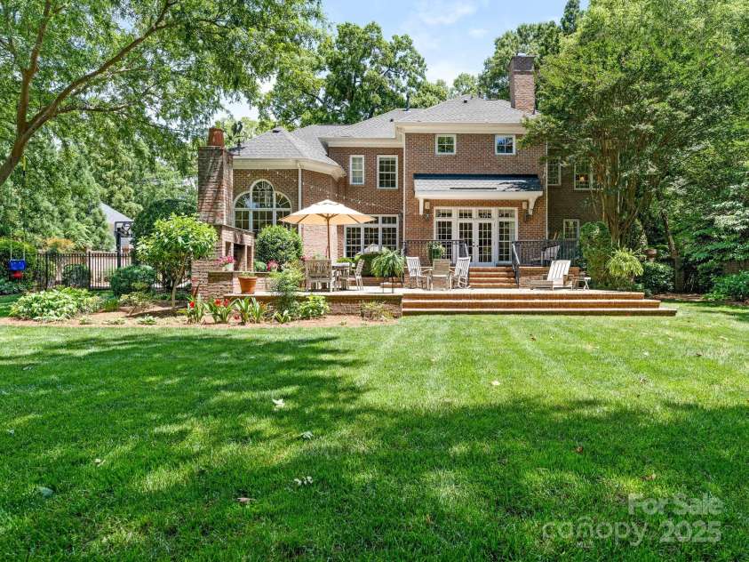 2516 Selwyn Avenue, Charlotte, NC 28209.  MLS# CAR4262800, YatesRealty ID 15283. Rear Exterior