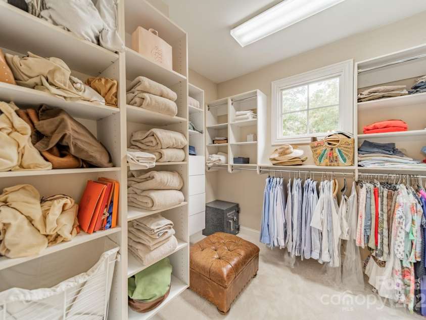 2516 Selwyn Avenue, Charlotte, NC 28209.  MLS# CAR4316948, YatesRealty ID 15283. Primary Closet