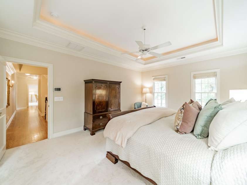2516 Selwyn Avenue, Charlotte, NC 28209.  MLS# CAR4316948, YatesRealty ID 15283. Primary Suite
