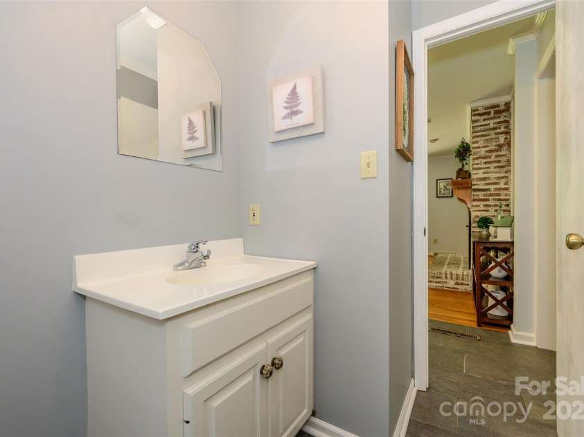 13030 Mayes Road, Huntersville, NC 28078.  MLS# CAR4253946, YatesRealty ID 15284. 