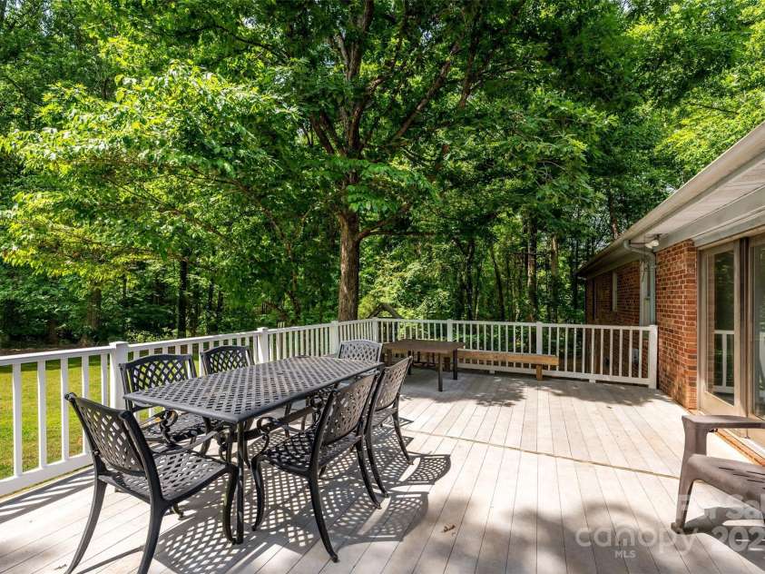13030 Mayes Road, Huntersville, NC 28078.  MLS# CAR4253946, YatesRealty ID 15284. 