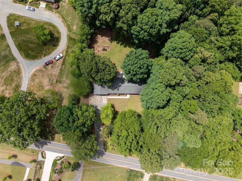13030 Mayes Road, Huntersville, NC 28078.  MLS# CAR4253946, YatesRealty ID 15284. 