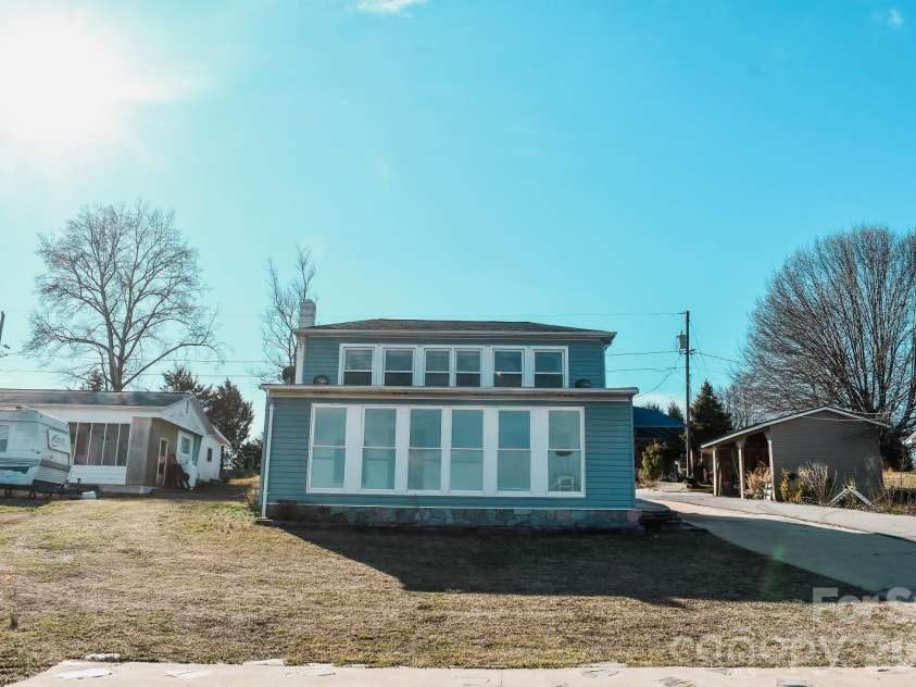 4928 Northcrest Street, Claremont, NC 28610.  MLS# CAR4347665, YatesRealty ID 15285. 