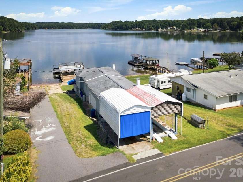 4928 Northcrest Street, Claremont, NC 28610.  MLS# CAR4416537, YatesRealty ID 15285. 