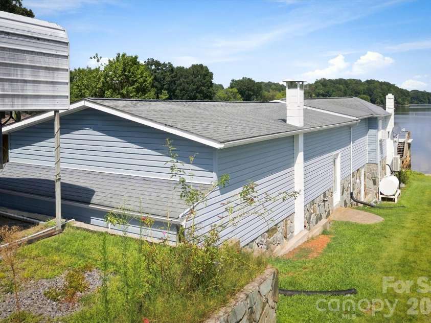 4928 Northcrest Street, Claremont, NC 28610.  MLS# CAR4416537, YatesRealty ID 15285. 