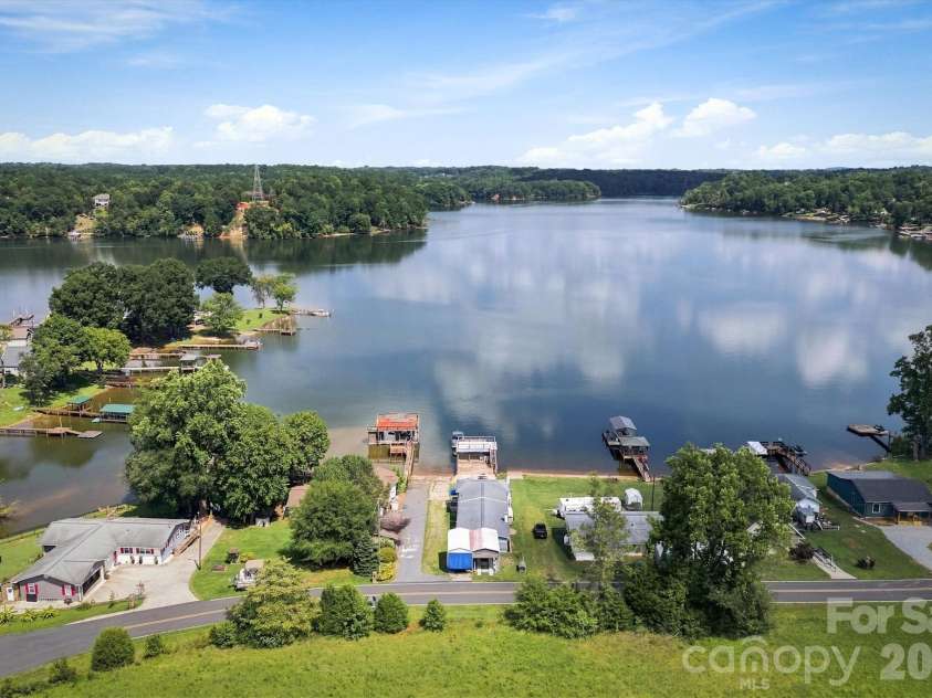 4928 Northcrest Street, Claremont, NC 28610.  MLS# CAR4416537, YatesRealty ID 15285. 