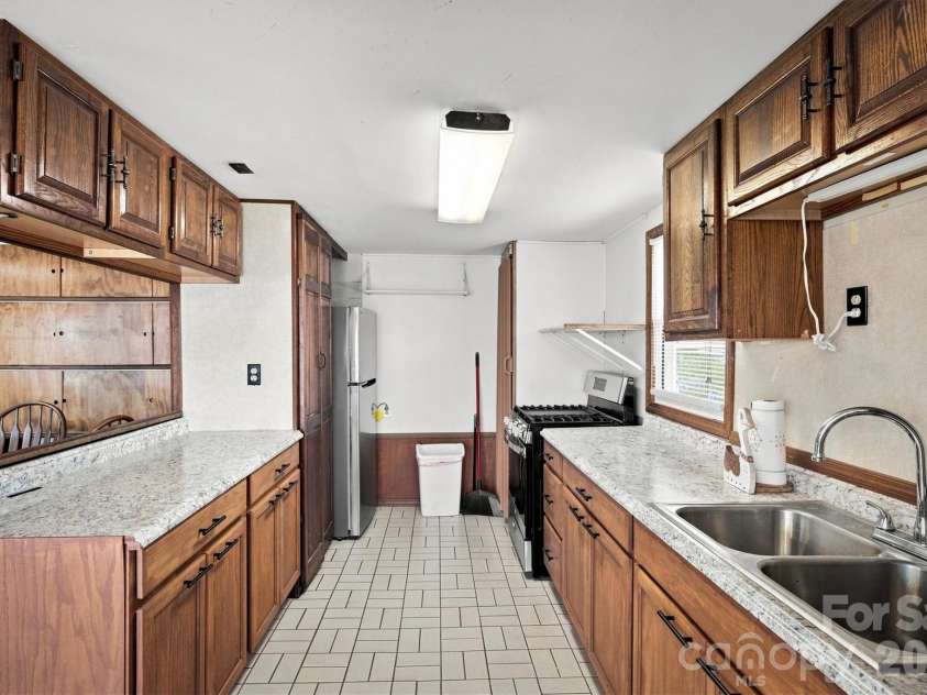 4928 Northcrest Street, Claremont, NC 28610.  MLS# CAR4416537, YatesRealty ID 15285. 