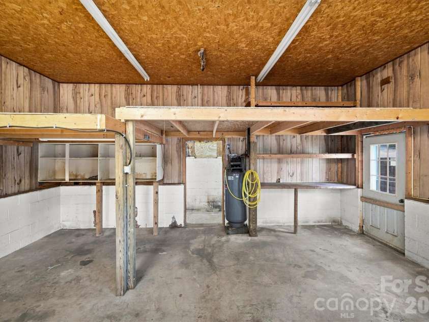 4928 Northcrest Street, Claremont, NC 28610.  MLS# CAR4416537, YatesRealty ID 15285. 
