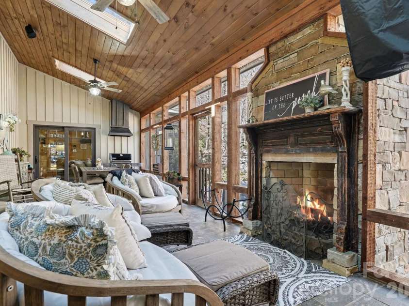 2554 Deep Gap Farm Road, Mill Spring, NC 28756.  MLS# CAR4395366, YatesRealty ID 15286. 