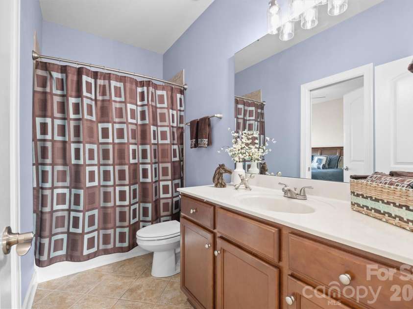 301 Jude Lane, Waxhaw, NC 28173.  MLS# CAR4369449, YatesRealty ID 15287. Full Bath 2 with Tiled Flooring