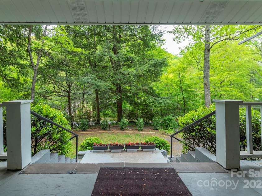 223 Assembly Drive, Montreat, NC 28757.  MLS# CAR4256904, YatesRealty ID 15288. Classic, and for good reasons.